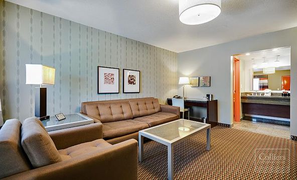 Hotel Investment Opportunity in Scottsdale: 7707 E McDowell Rd, Scottsdale, AZ 85257